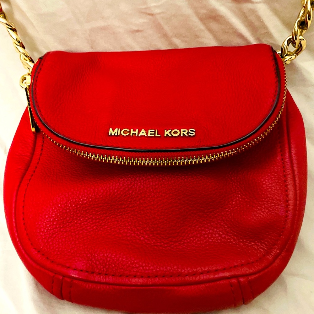 Michael Kors Bedford Flap Crossbody Bag in Red Pebbled Leather